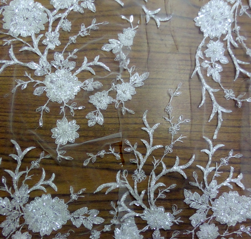 15.White Beaded Lace SP